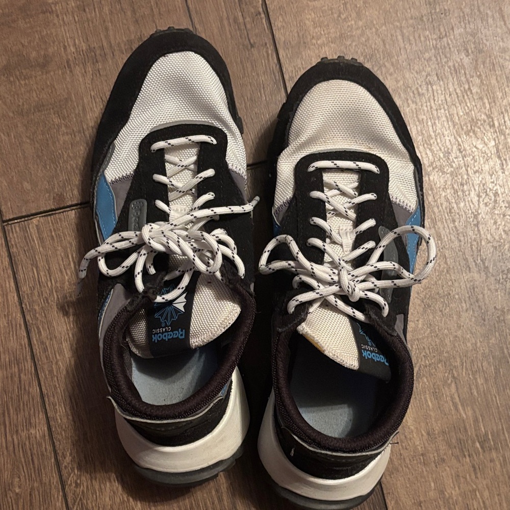 Black and White Blue Reebok Shoes Size 5.5
